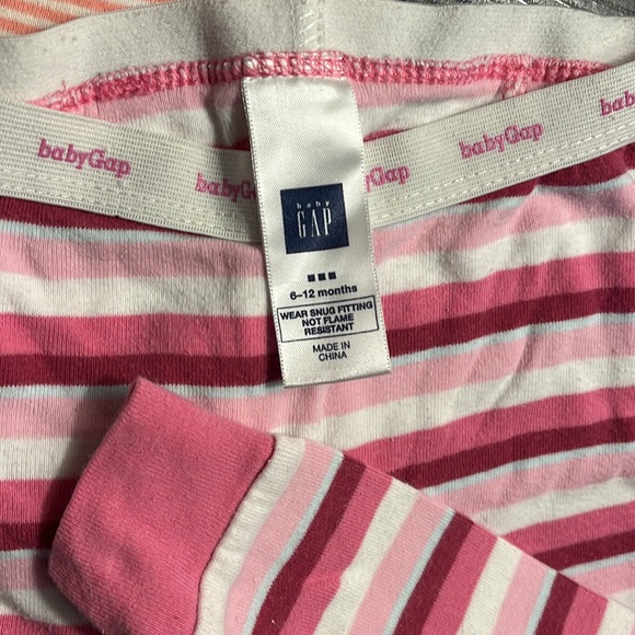Baby Gap - Picture 2 of 3